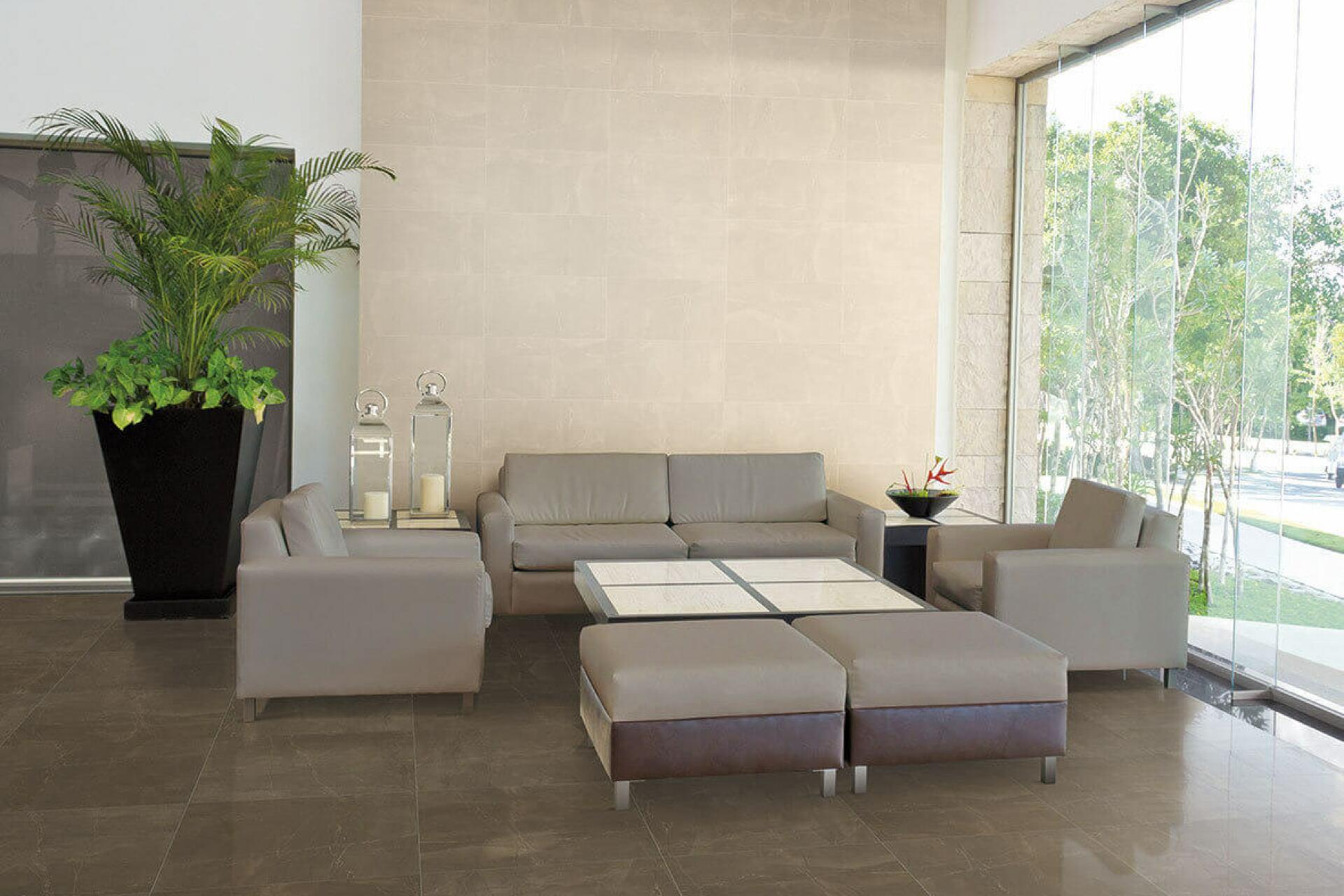 eros_plaza_1.jpg