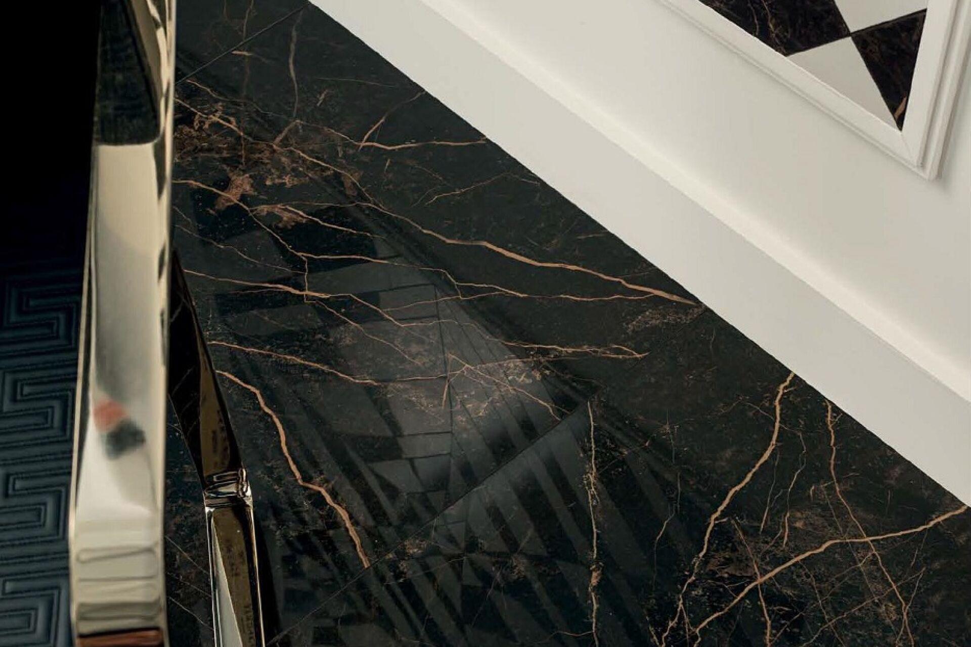 marble_versace_3.jpg