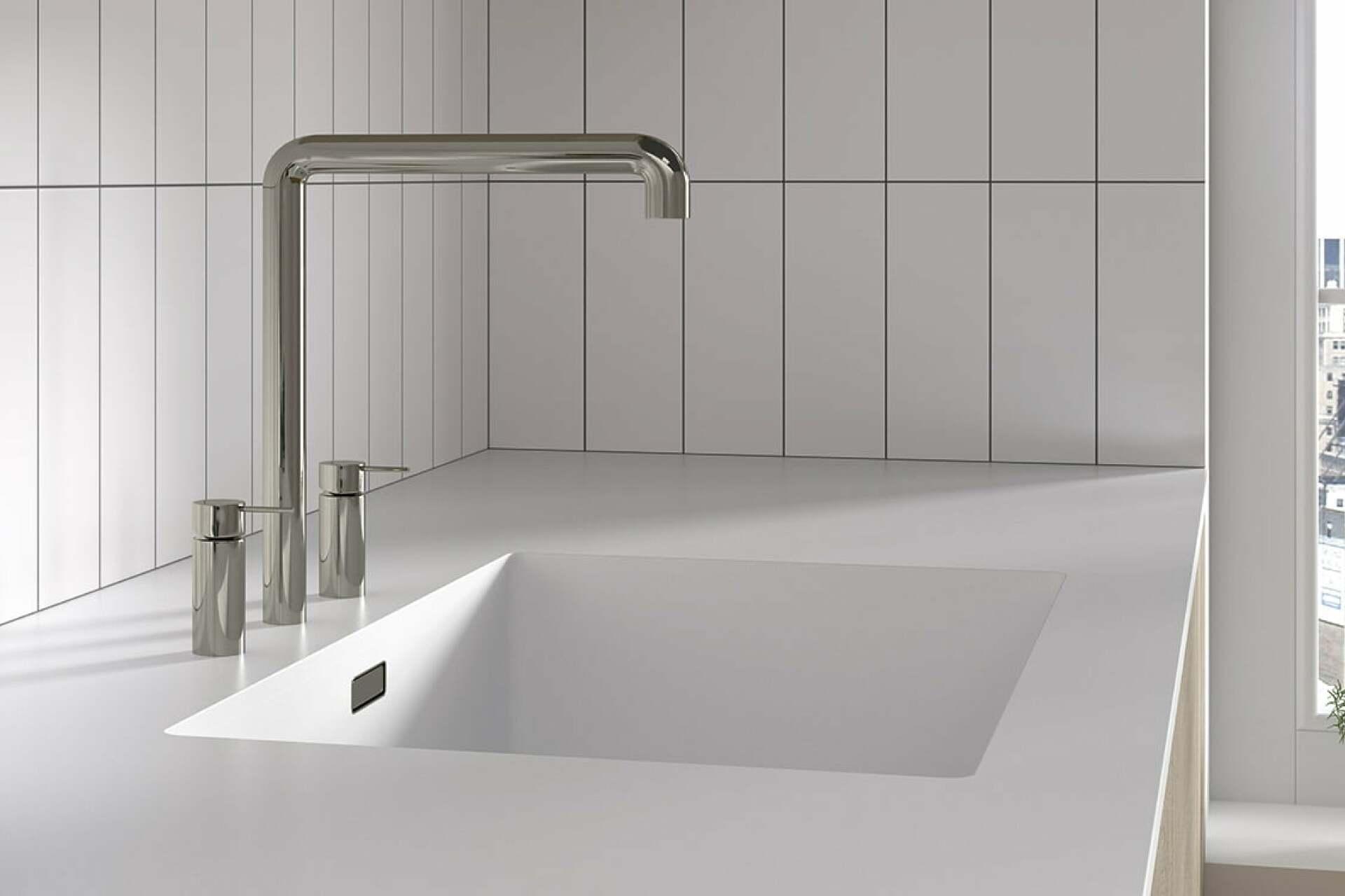 solid-white-mainzu_4.jpg