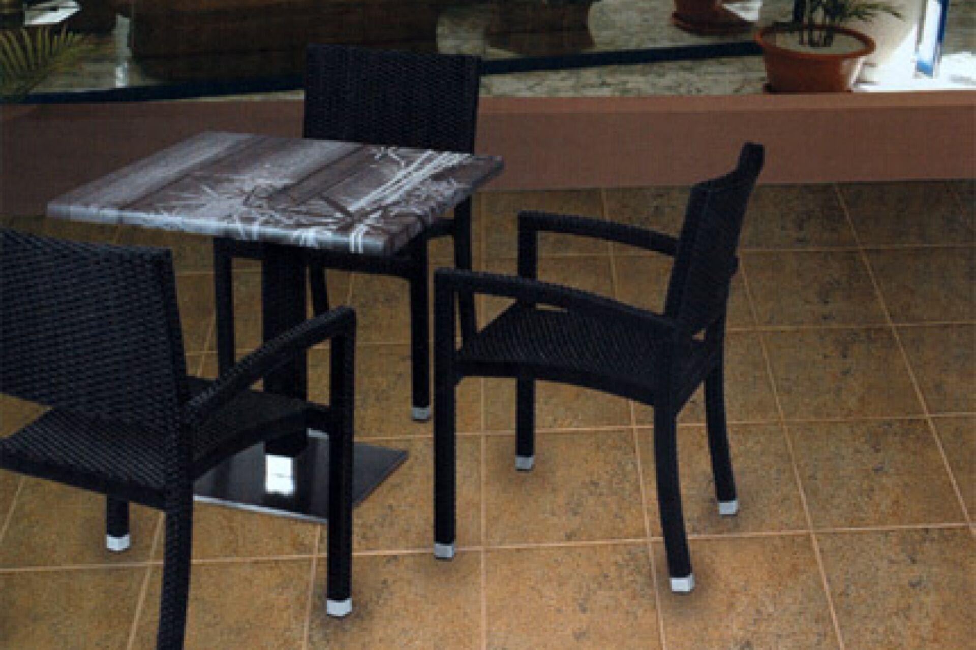 tambora_gresmanc_3.jpg