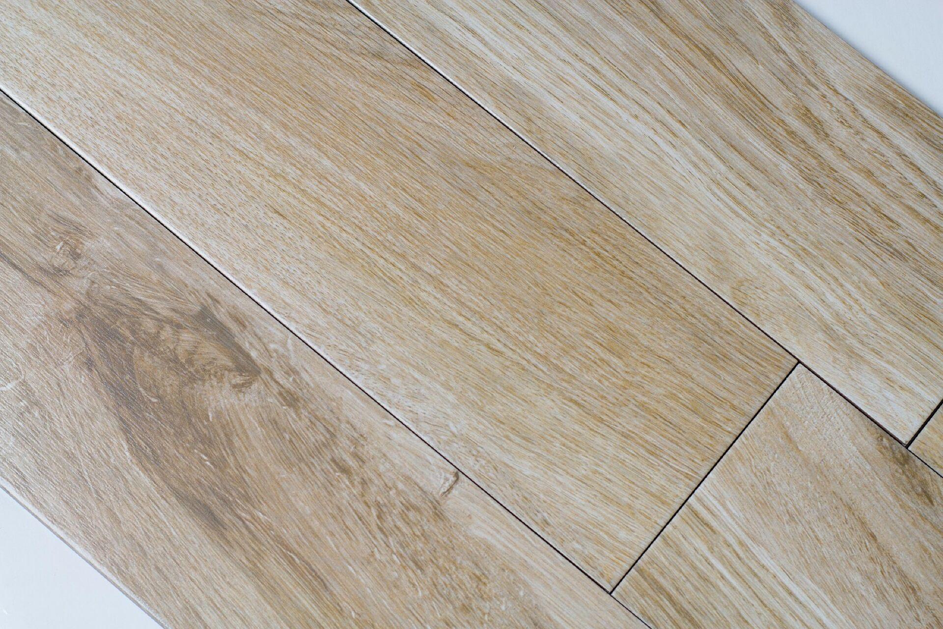 wood_monopole_7.jpg