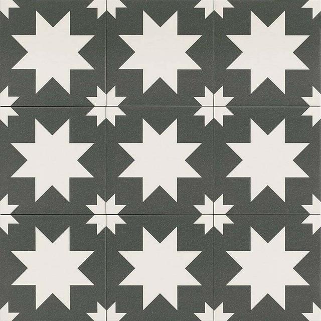 Star Black