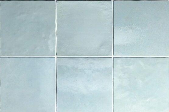24458 Aqua 15