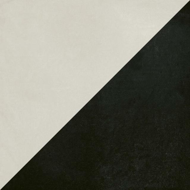 4100532 Half Black