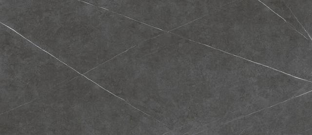 600180000022 Imperial Black