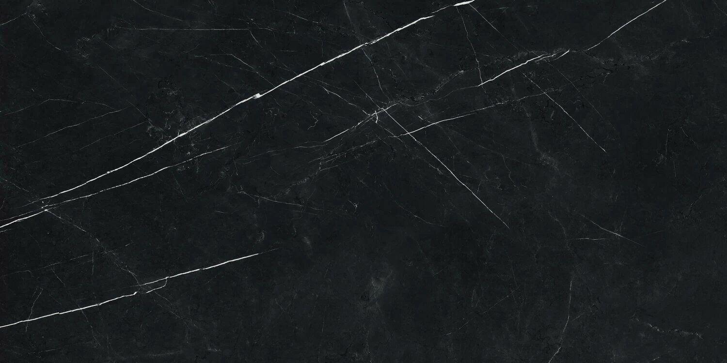 610015000659 Elegant Black