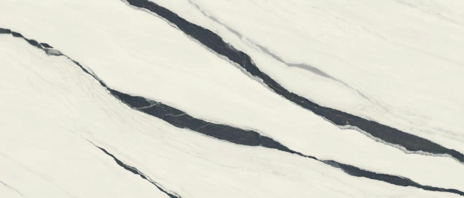600180000037 Panda White Lapp