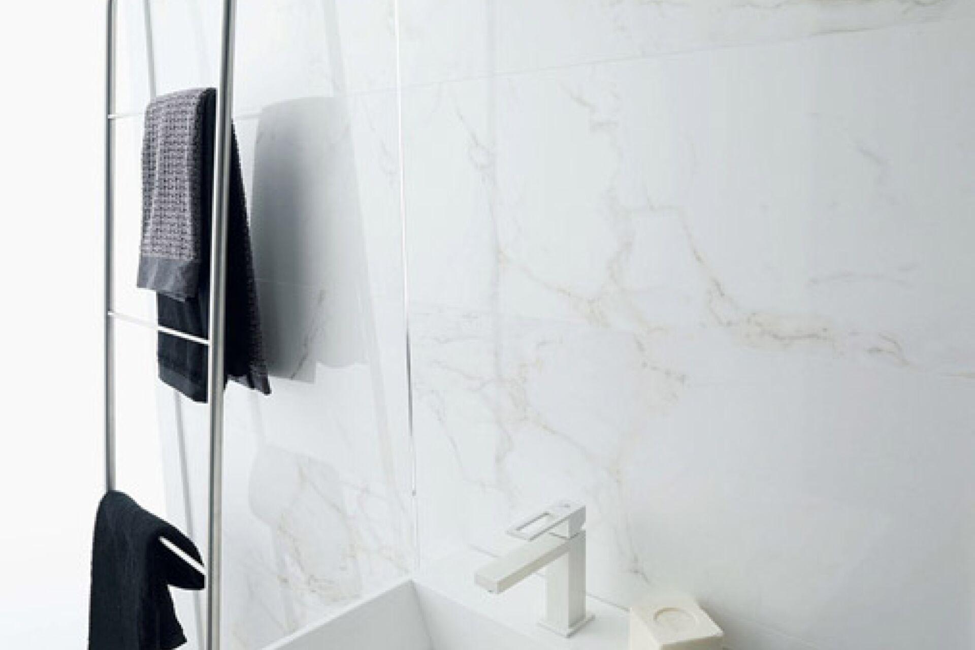 marmol_carrara_porcelanosa_3.jpg